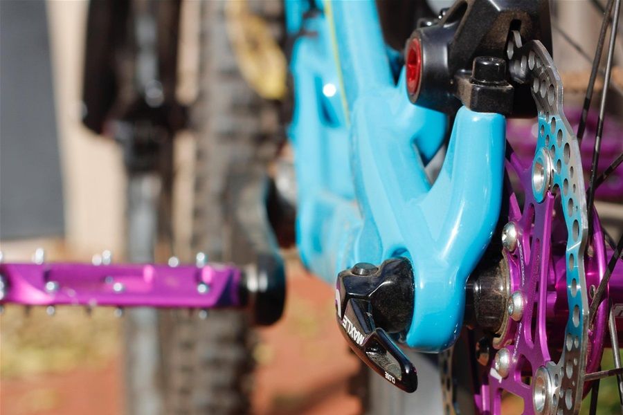 Photo from customer - Hope Pro 4 hubs / Race Face ARC 30 Wheel Set - Hope rotors & pedals